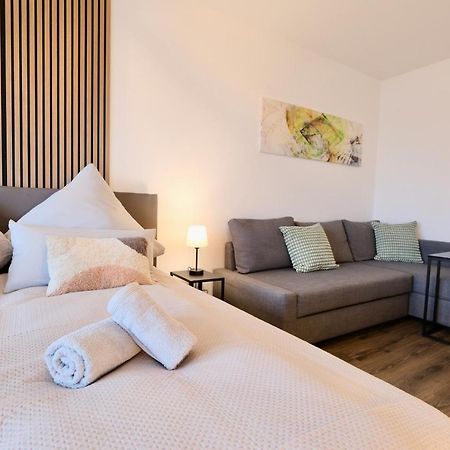 Charmantes Studio In Messe-Naehe Mit Parkplatz Hannover Bagian luar foto